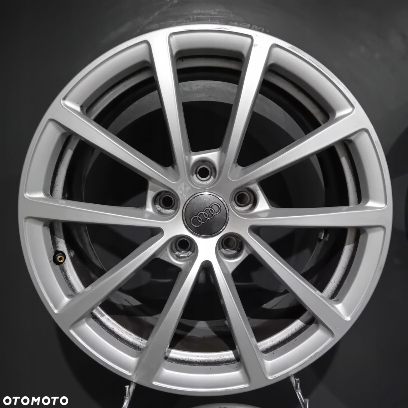 Felgi 17 5x112 Audi A6 C7 C8, Q5, A4 B8 B9 OE F503511-37 - 5