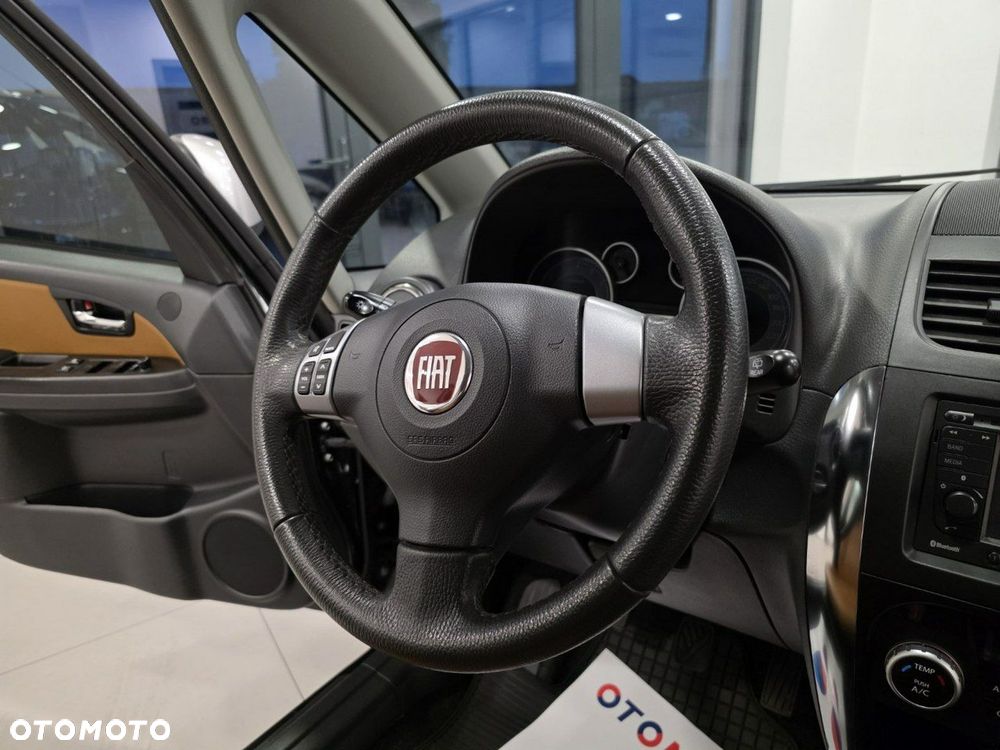 Fiat Sedici 1.6 16V 4x4 Luxury - 23