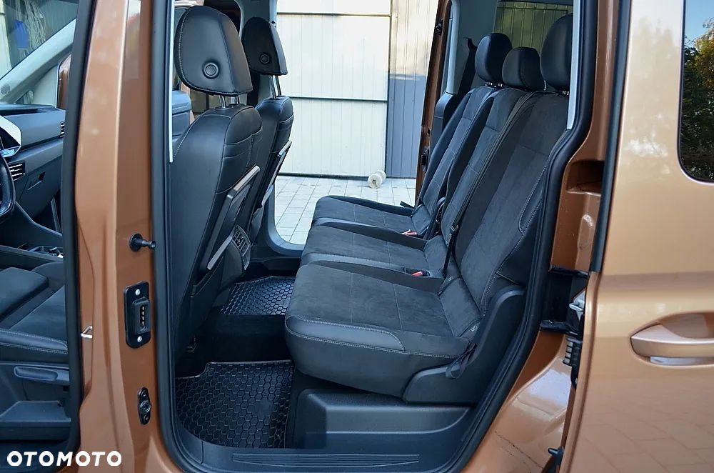 Volkswagen Caddy 2.0 TDI Dark Label DSG - 15