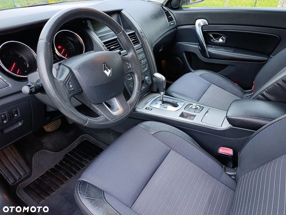 Renault Latitude 2.0 dCi Initiale - 19