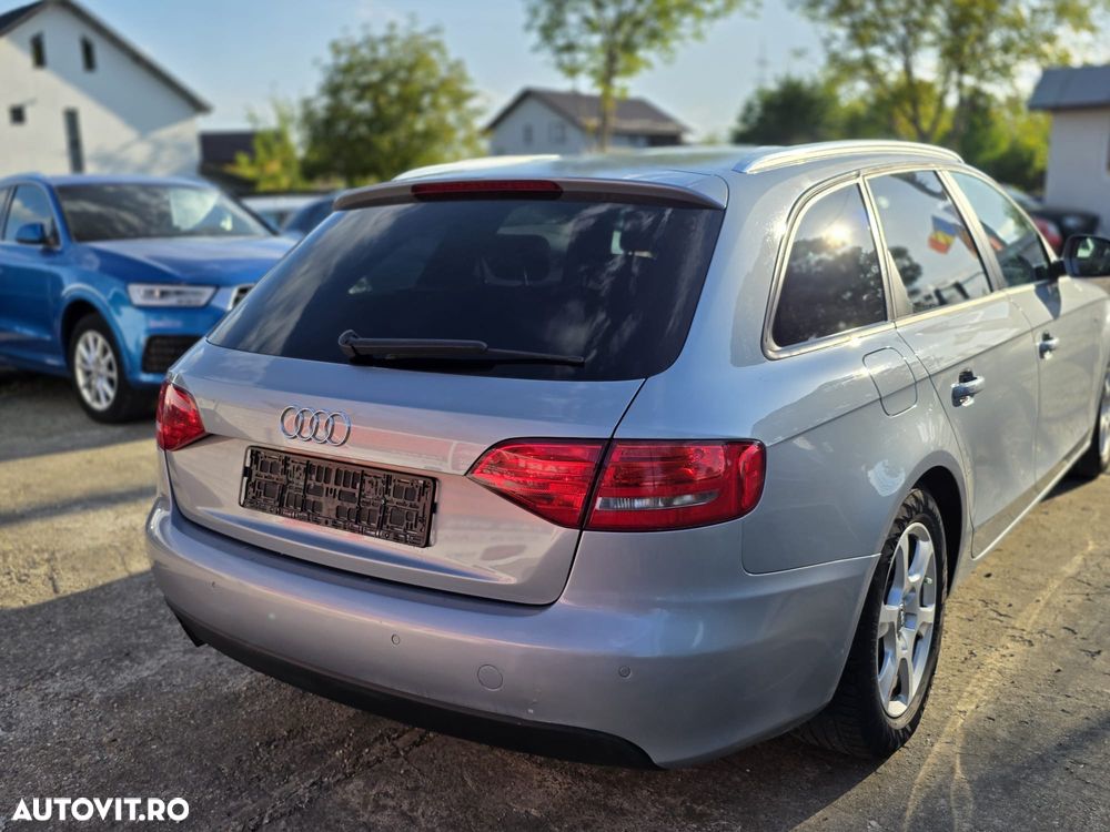 Audi A4 Avant 2.0 TDI DPF quattro S line Sportpaket - 4