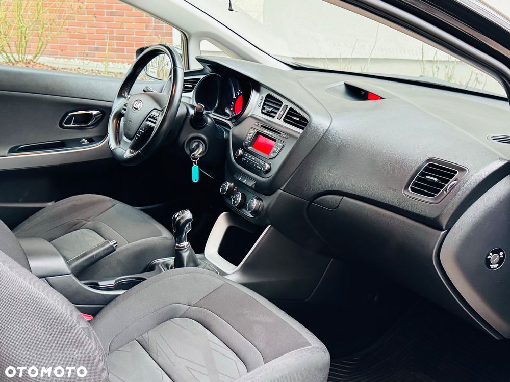 Kia Ceed 1.6 CRDi L - 26