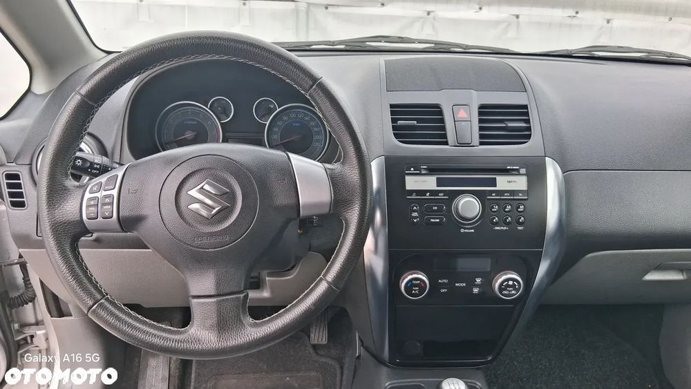 Suzuki SX4 1.6 VVT 4x4 Comfort - 12