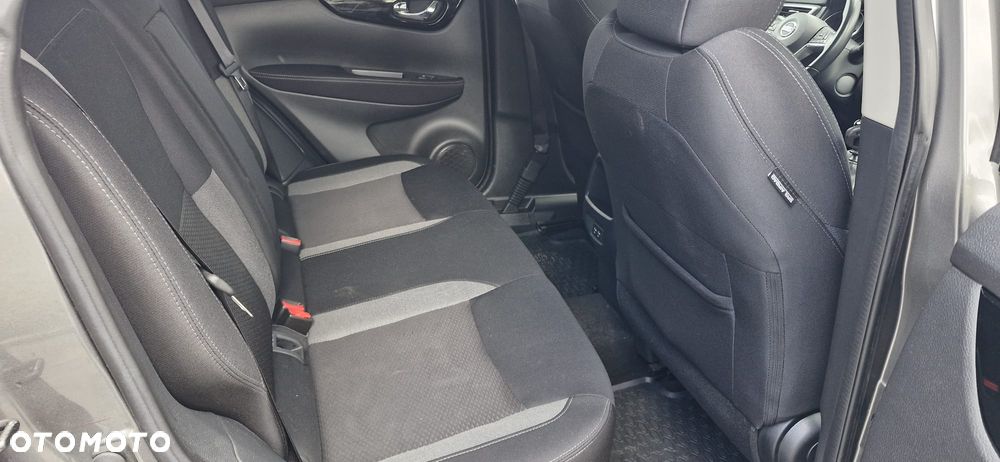 Nissan Qashqai 1.3 DIG-T N-Connecta EU6d - 13