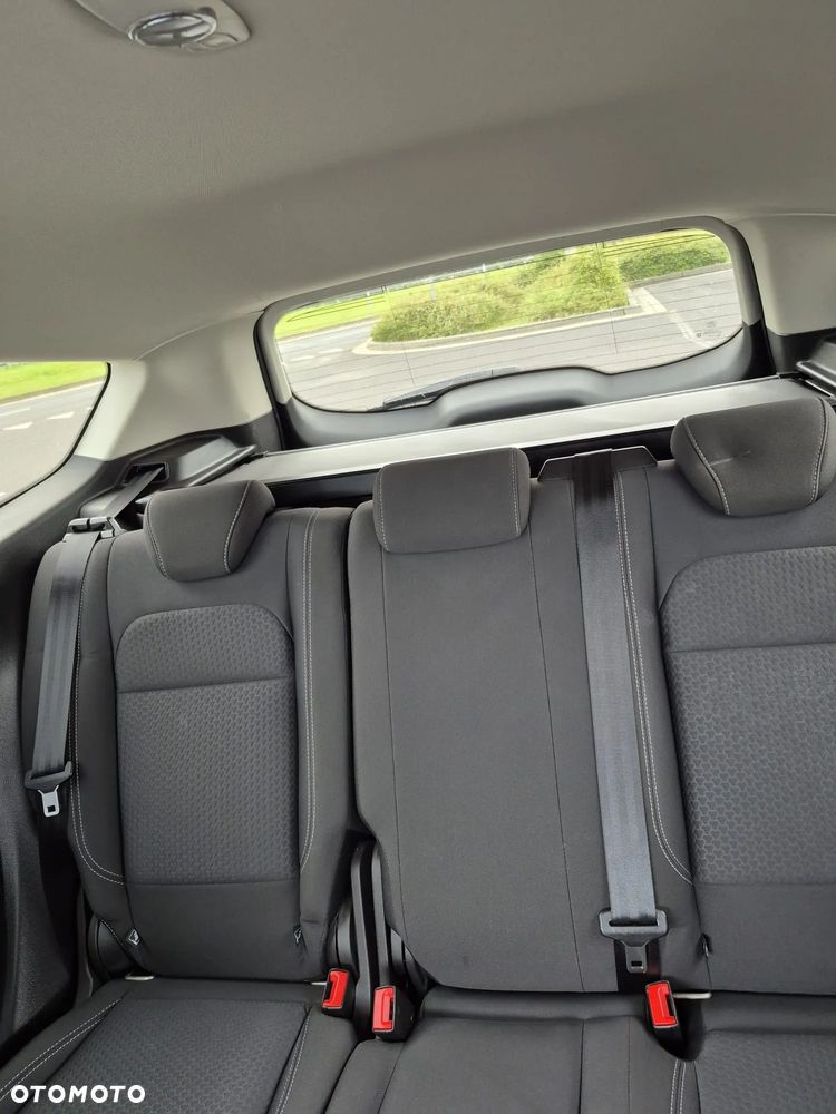 Ford Kuga 1.5 EcoBoost 2x4 Cool & Connect - 19