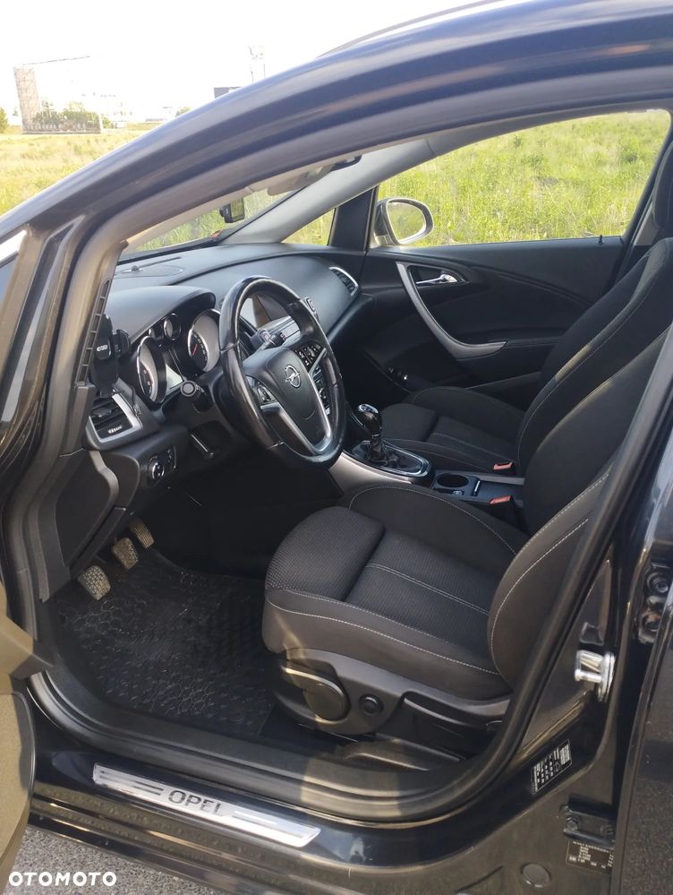 Opel Astra 1.7 CDTI Cosmo - 21