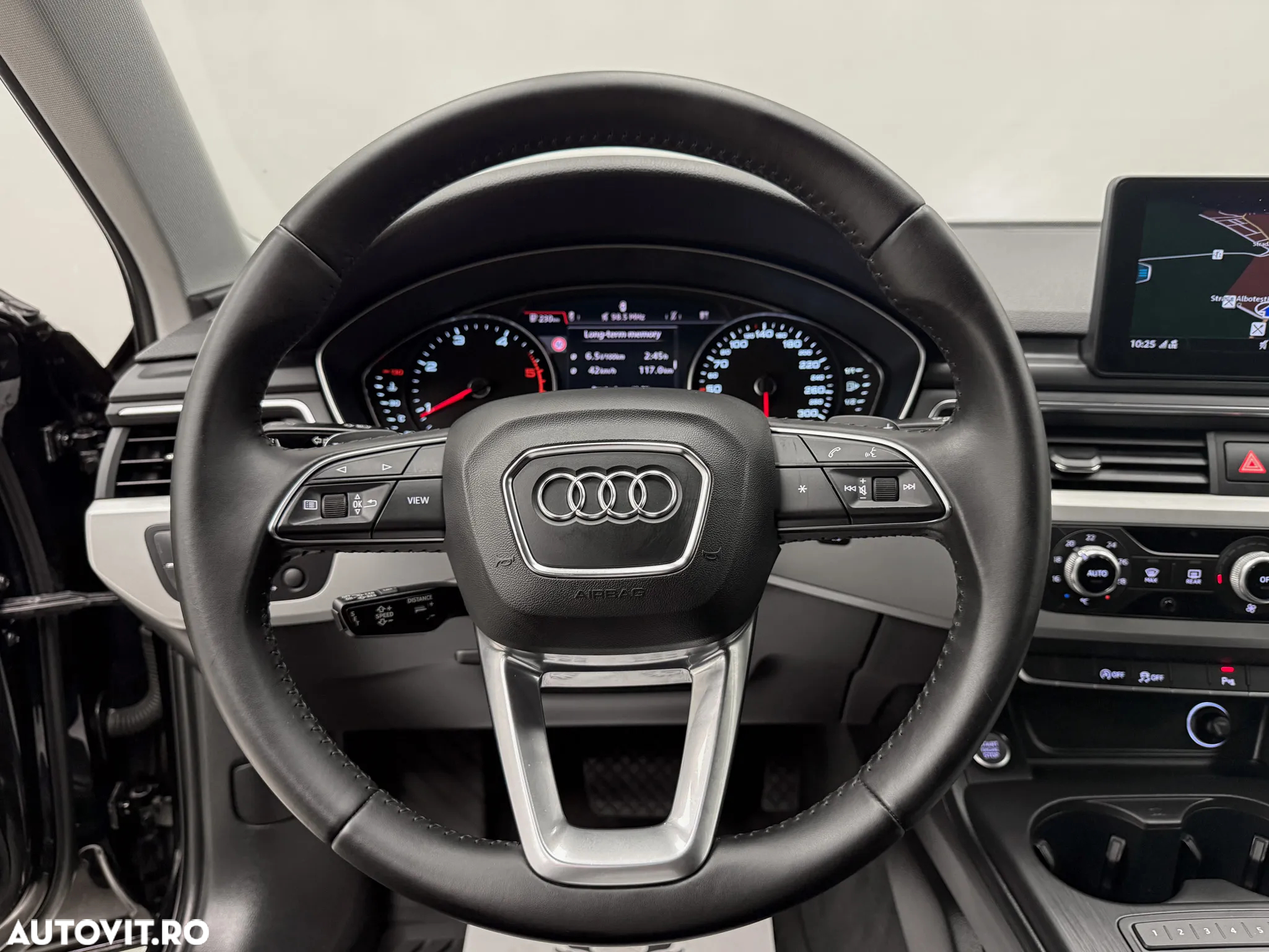 Audi A4 Avant 2.0 TDI S tronic - 22