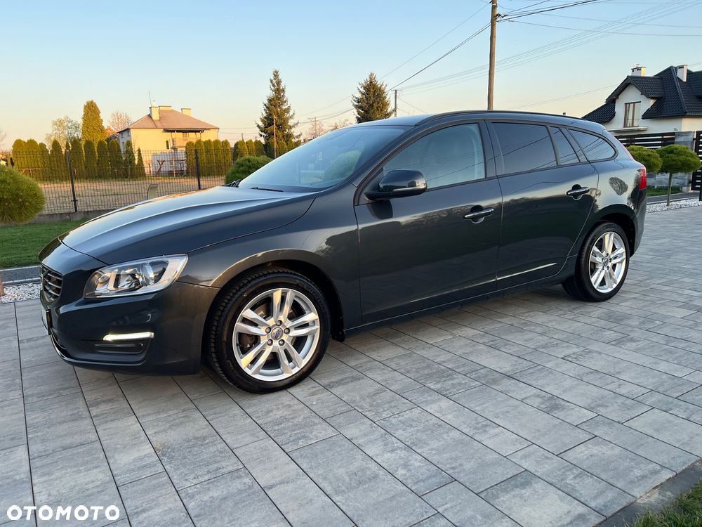 Volvo V60 D3 Summum - 2