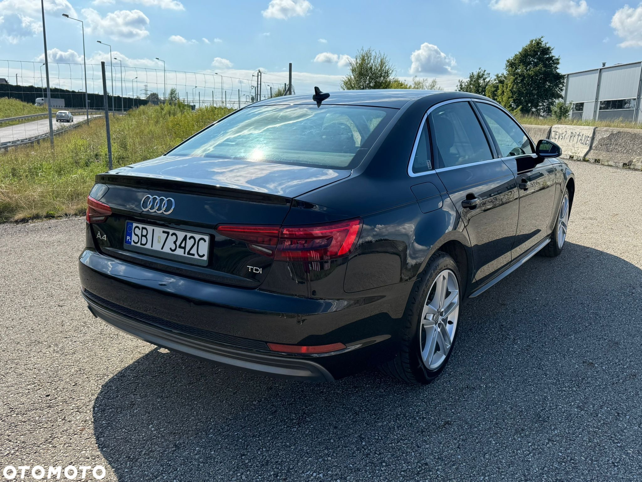 Audi A4 2.0 TDI S tronic - 11