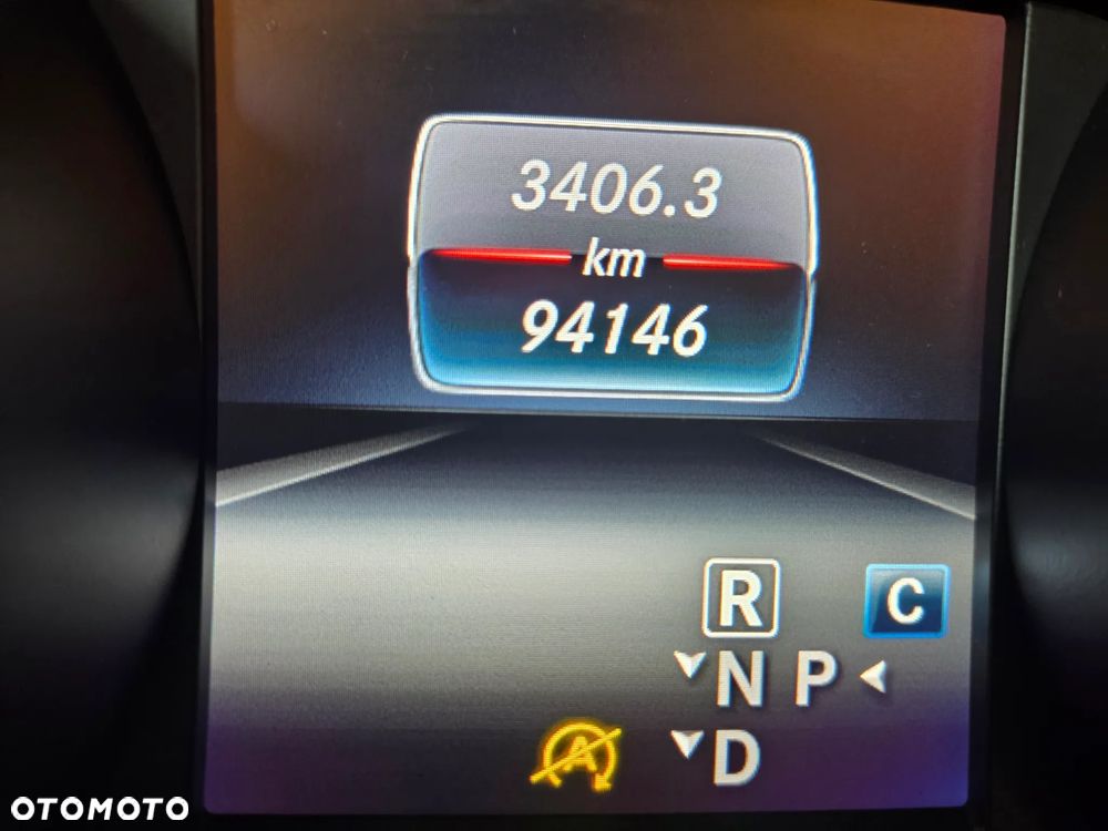 Mercedes-Benz CLA 250 4-Matic AMG Line - 12