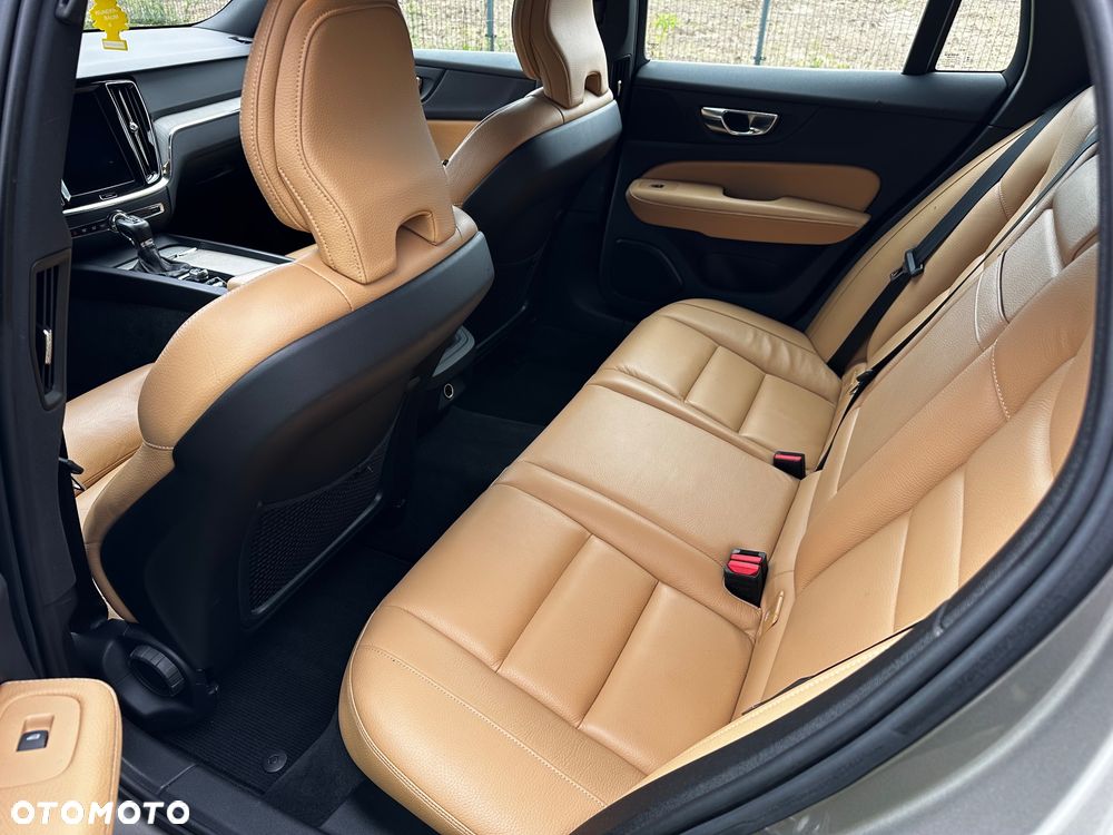 Volvo V60 - 21