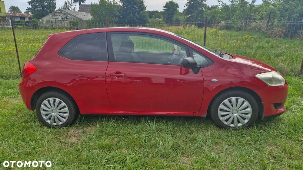 Toyota Auris - 9