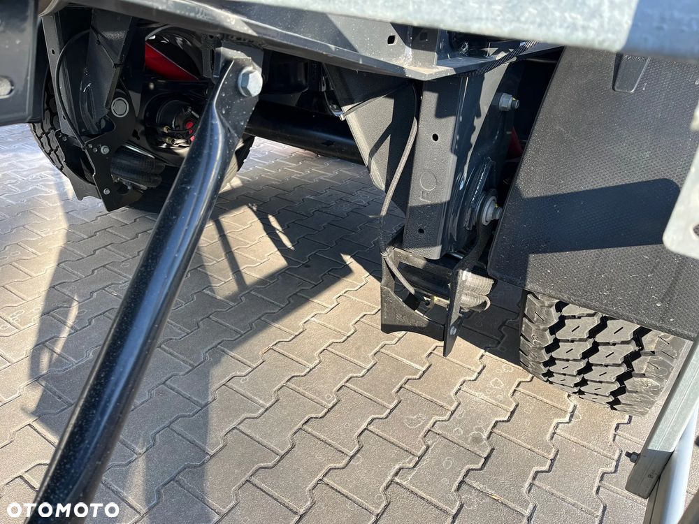 Schwarzmuller Stalowa wywrotka / 2-osiowa / 6x4 / - 6