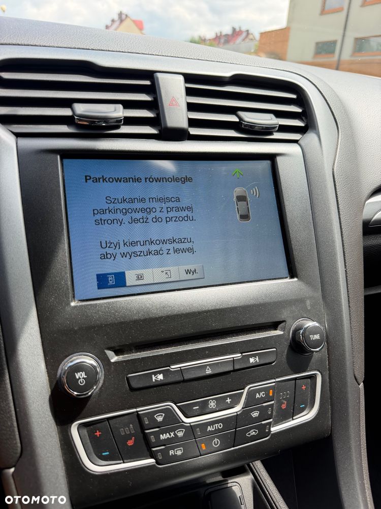 Ford Mondeo 2.0 TDCi Titanium PowerShift - 30