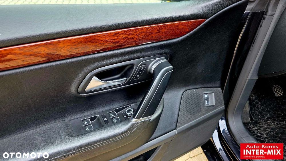 Volkswagen Passat CC - 22