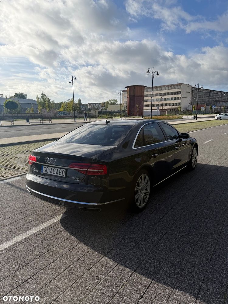 Audi A8 - 3