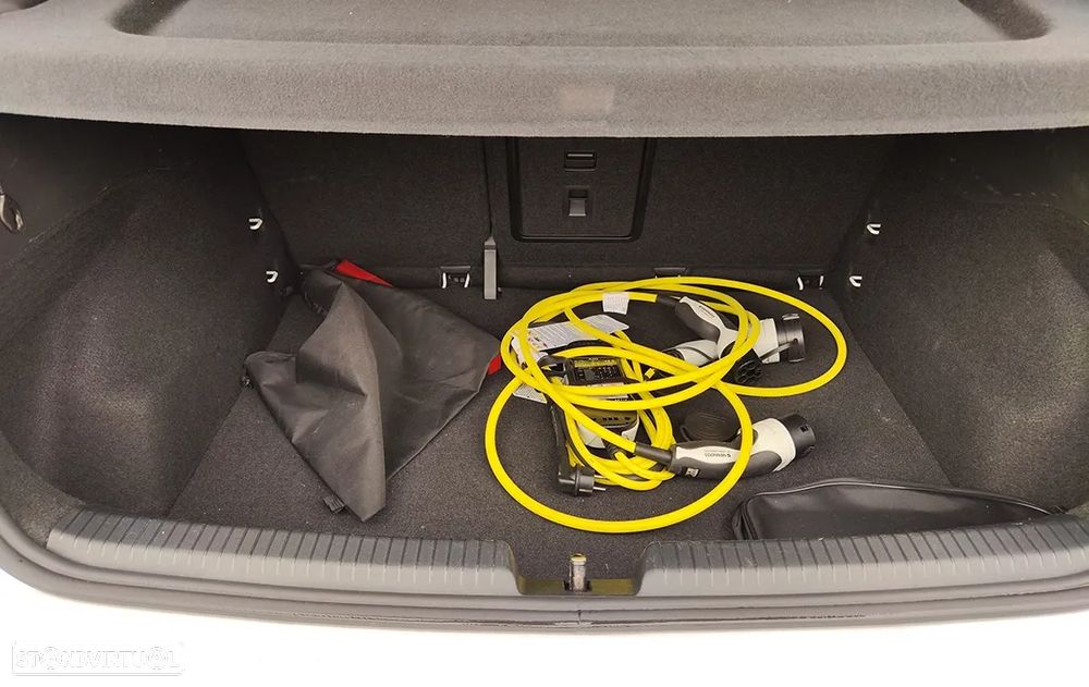 VW ID.3 77 kWh Pro S Urban - 9