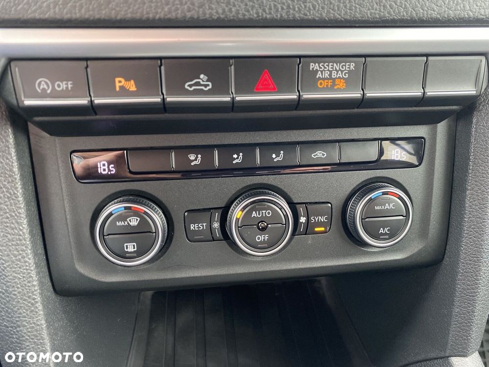 Volkswagen Amarok - 22