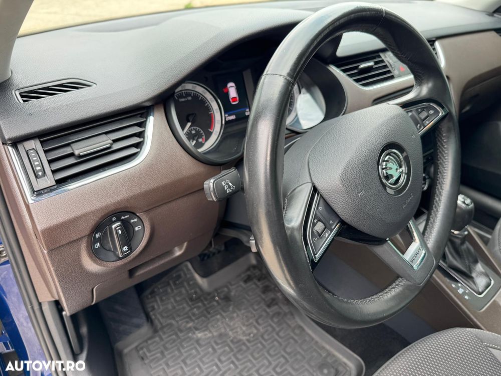 Skoda Octavia 2.0 TDI 4x4 DSG Scout - 7