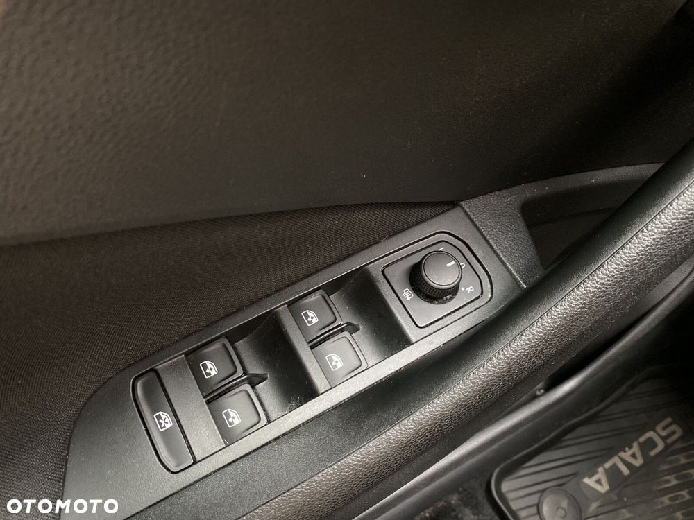 Skoda Scala 1.5 TSI Ambition DSG - 27