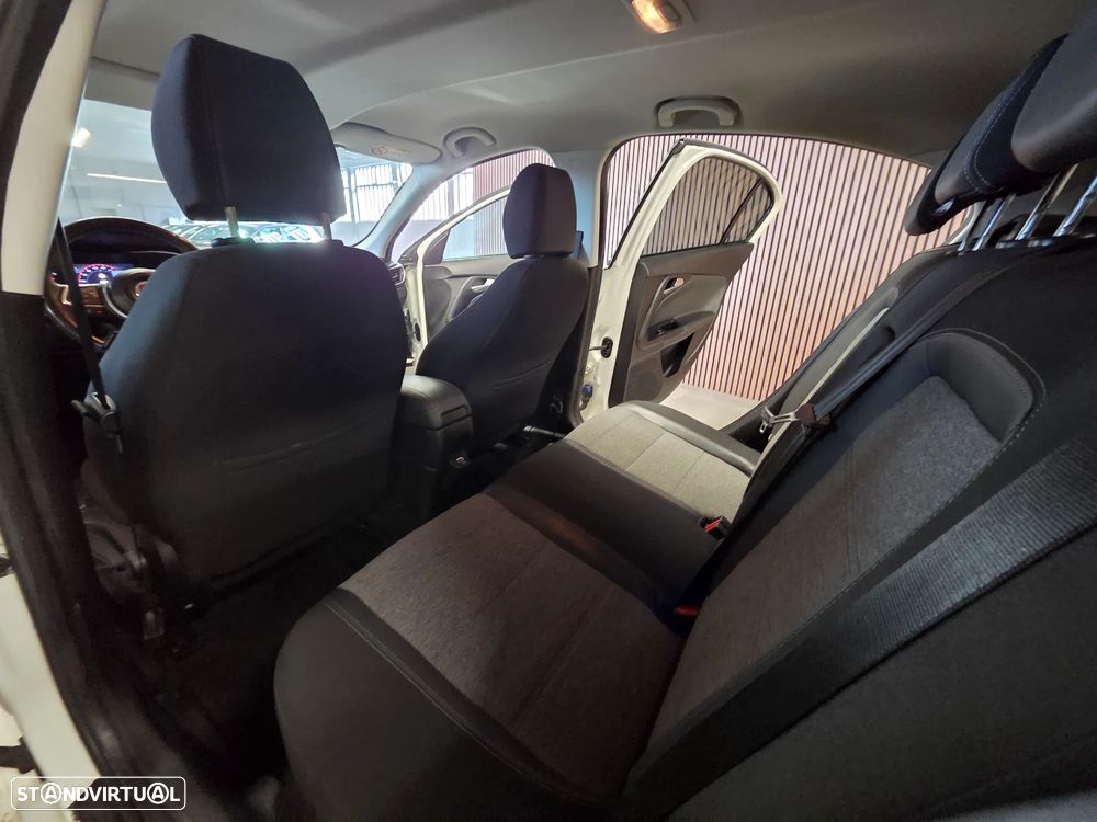 Fiat Tipo Cross 1.3 Multijet - 12