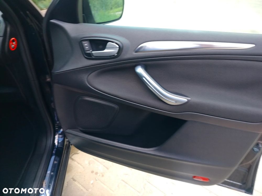 Ford S-Max 2.0 TDCi DPF Business Edition - 29