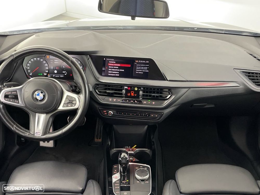 BMW 118 i Pack Desportivo M Auto - 10