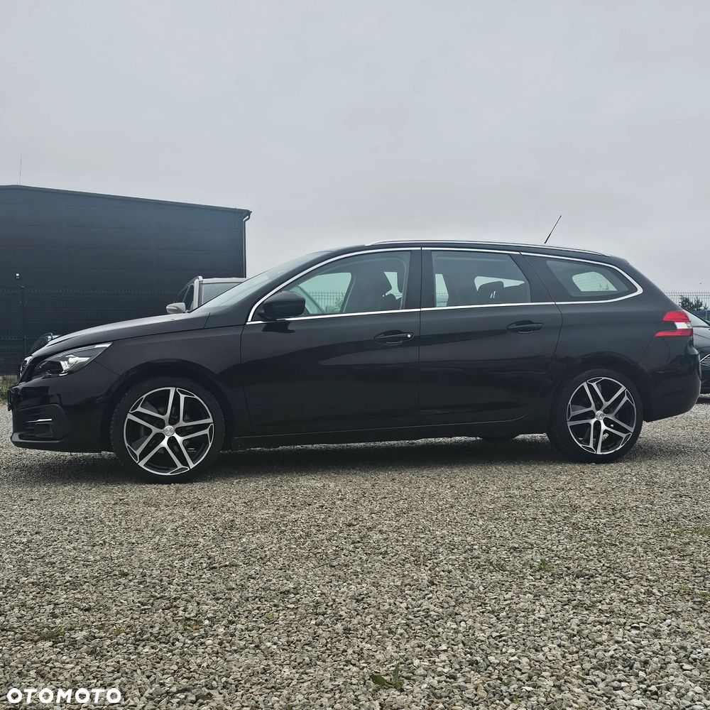 Peugeot 308 - 4