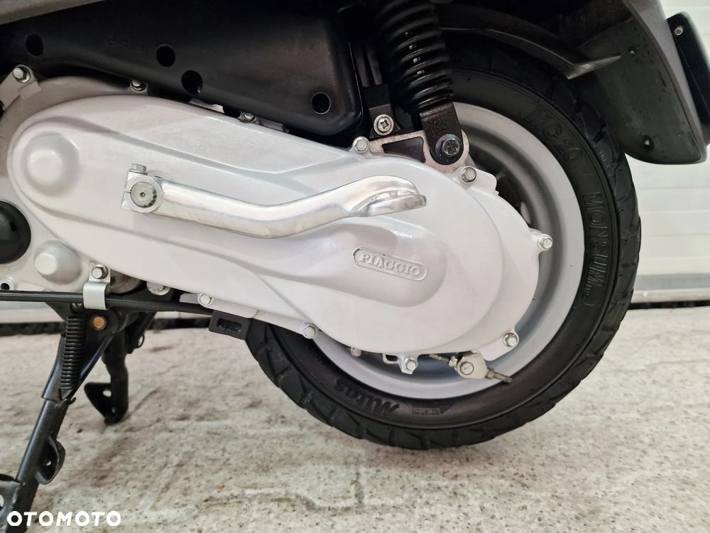 Piaggio Vespa - 8
