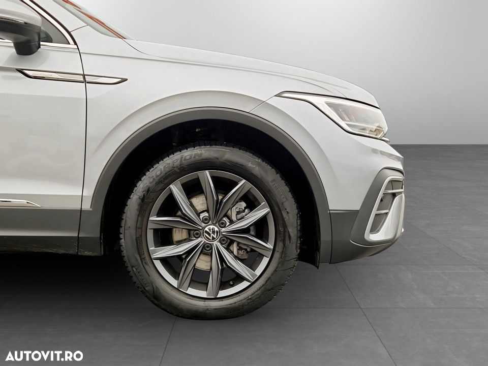 Volkswagen Tiguan 2.0 TDI SCR 4MOTION DSG Life - 10