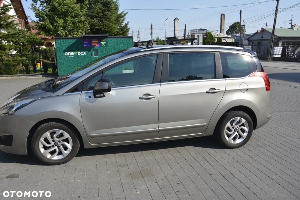 Peugeot 5008 1.6 HDi Active 7os - 2