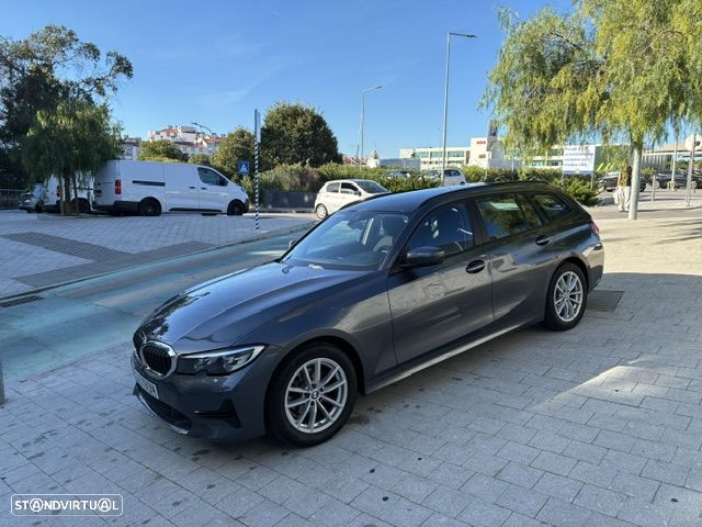 BMW 318 d Ultimate Auto - 36
