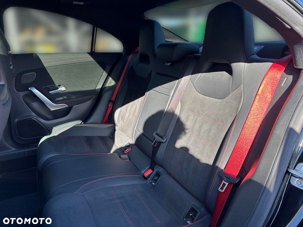Mercedes-Benz CLA AMG 35 mHEV 4-Matic 8G-DCT - 26