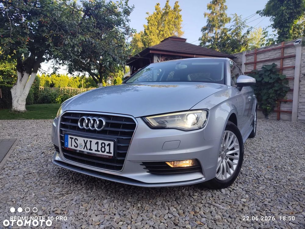 Audi A3 Limousine 1.6 TDI (clean diesel) S line Sportpaket - 2