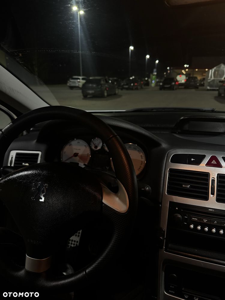 Peugeot 307 CC - 8