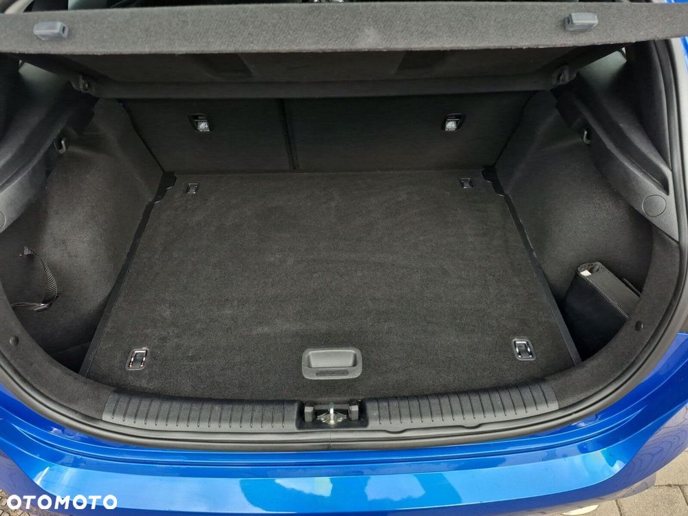 Kia Ceed 1.5 T-GDI M - 21