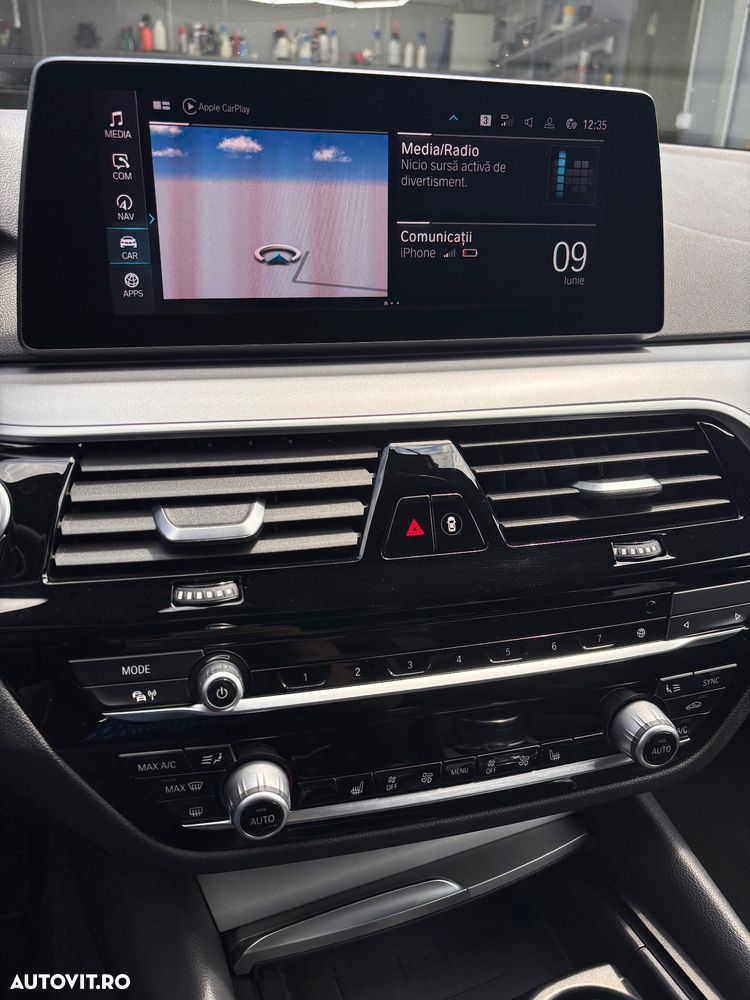 BMW 5 Series 2019 — imagine 15