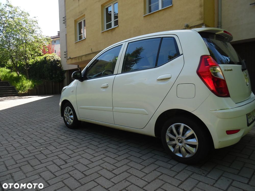 Hyundai i10 - 10
