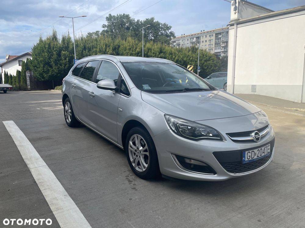 Opel Astra 1.4 T Cosmo - 4
