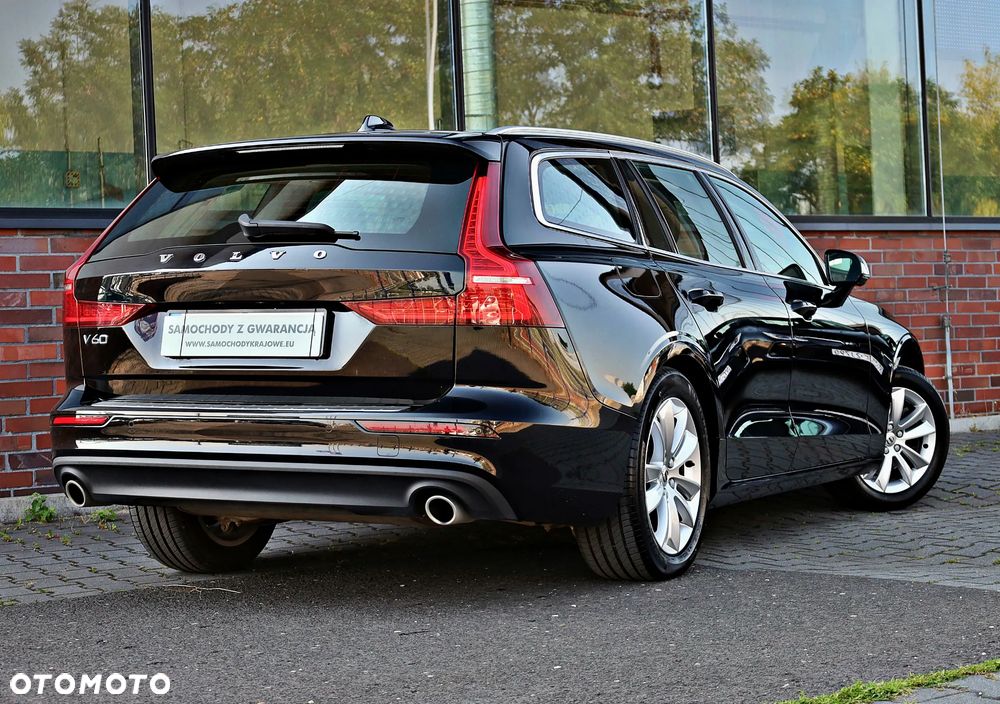 Volvo V60 B4 D Momentum - 5