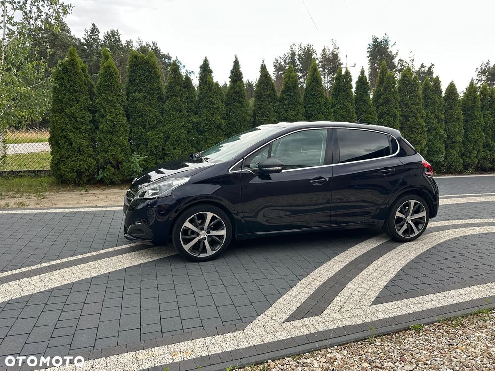 Peugeot 208 PureTech 110 Stop & Start EAT6 Signature - 3
