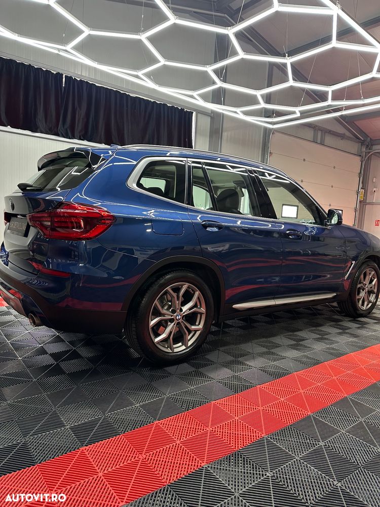 BMW X3 xDrive20d AT Luxury Line - 3