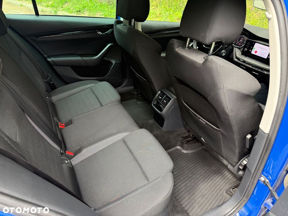 Skoda Octavia 2.0 TDI Ambition DSG - 22