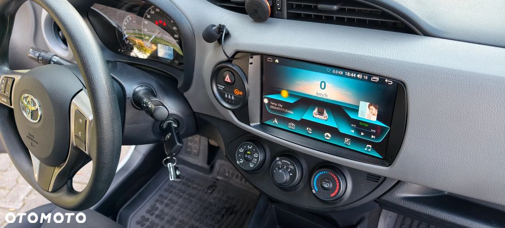 Toyota Yaris 1.5 Active - 15