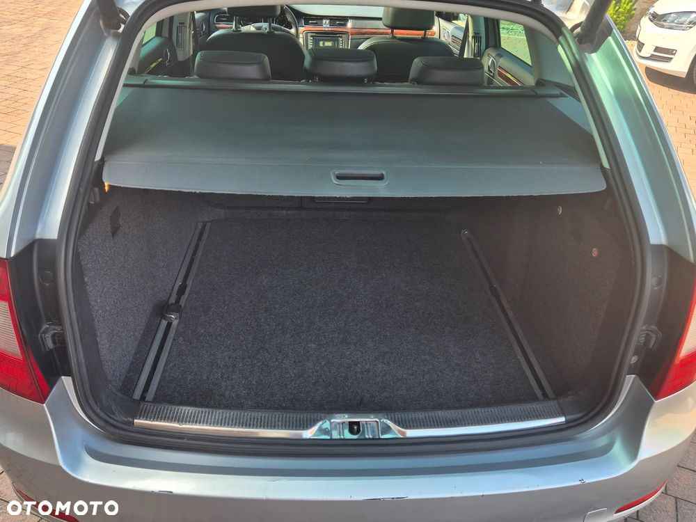 Skoda Superb 2.0 TDI DSG Exclusive - 10