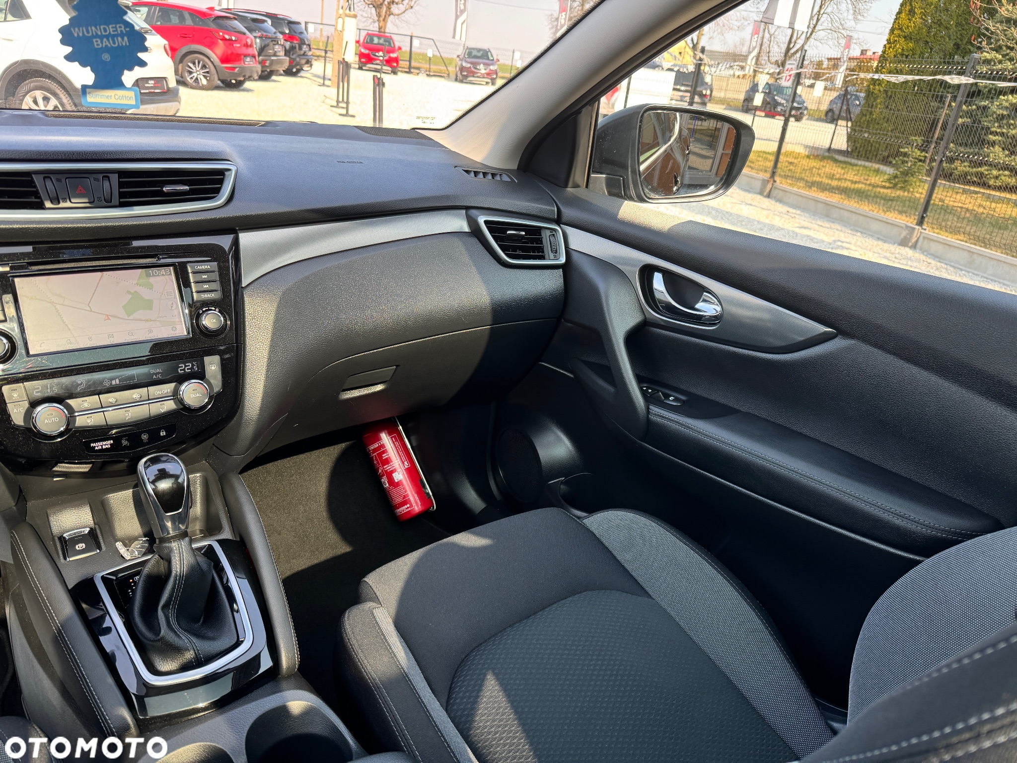 Nissan Qashqai 1.3 DIG-T DCT N-CONNECTA - 19