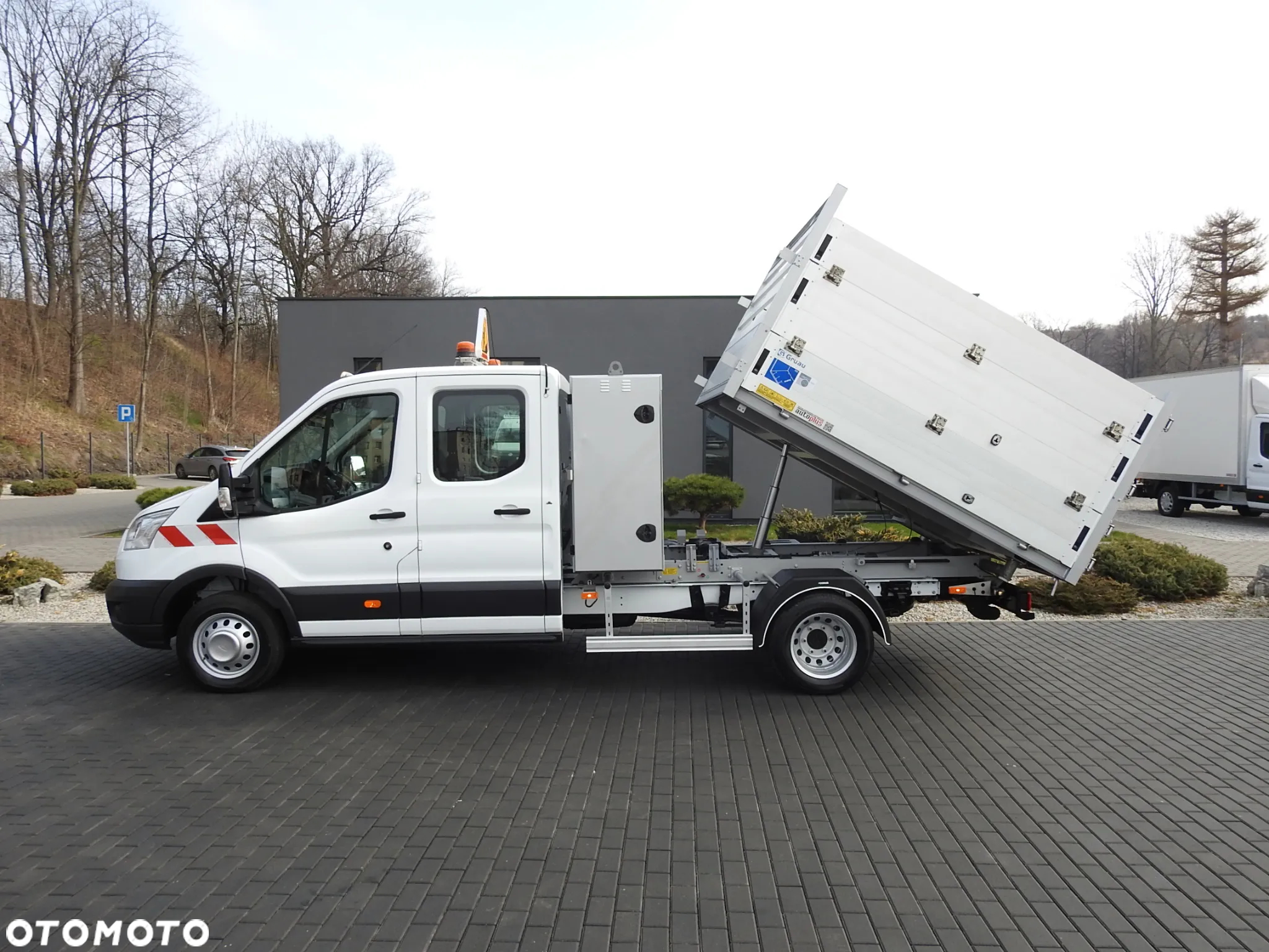 Ford TRANSIT  WYWROTKA PODWÓJNA KABINA DOKA 7 MIEJSC TEMPOMAT LEDY BLIŹNIACZE KOŁA KLIMATYZACJA 130KM [ E38372 ] - 9