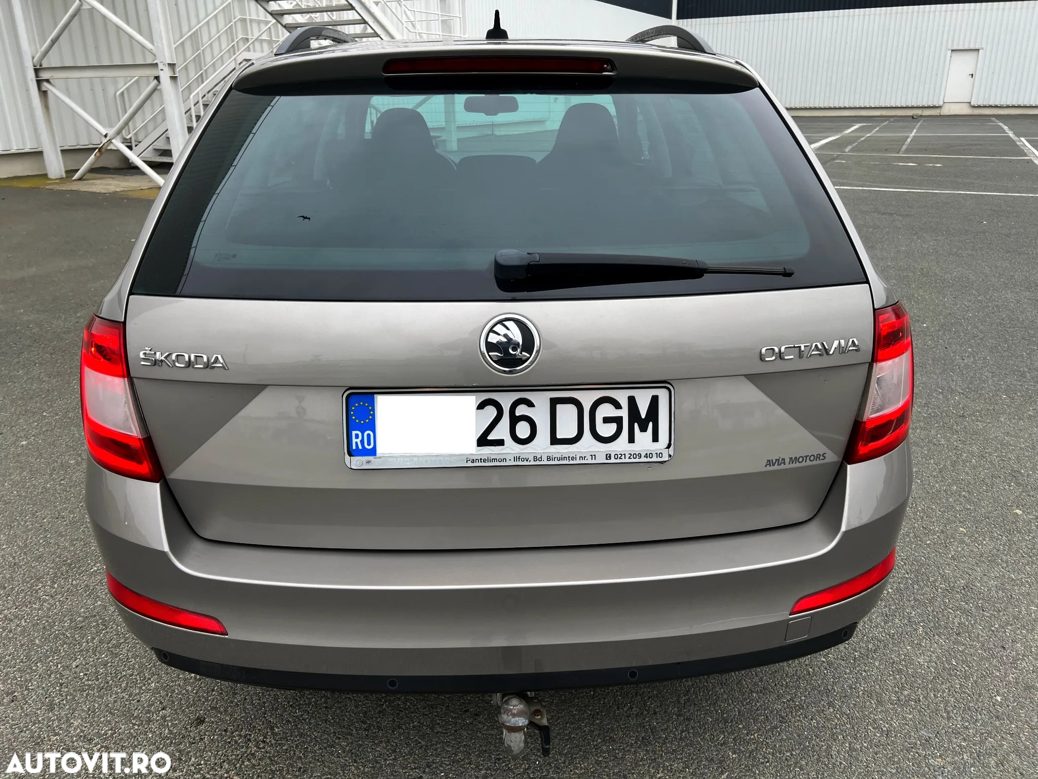 Skoda Octavia 1.6 TDI DSG Ambition - 12