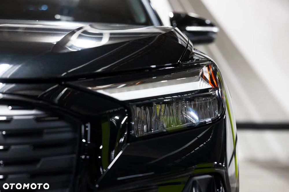 Audi Q4 e-tron 50 77kWh Quattro S Line - 5