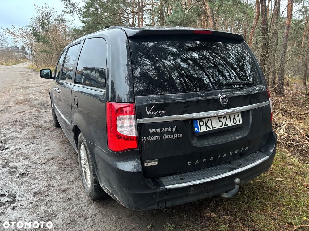 Lancia Voyager 2.8CRD Platinum - 4